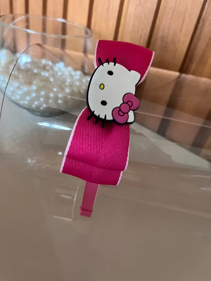 Tiara Hello Kitty Pink