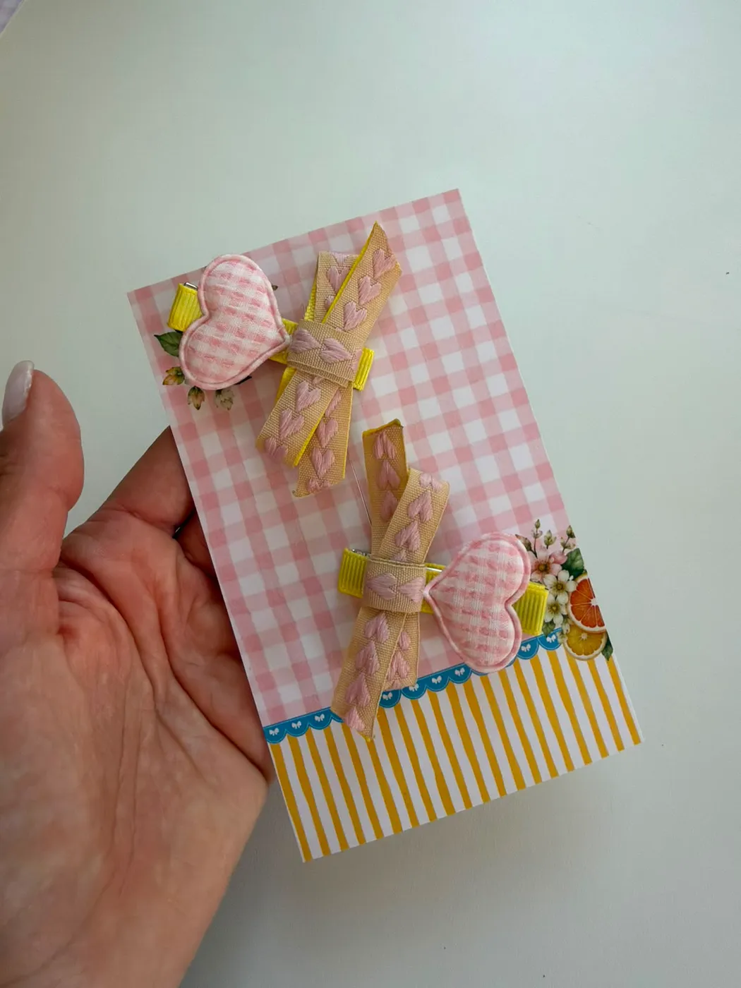 Parzinho Hairclip Coração Rosa Xadrez