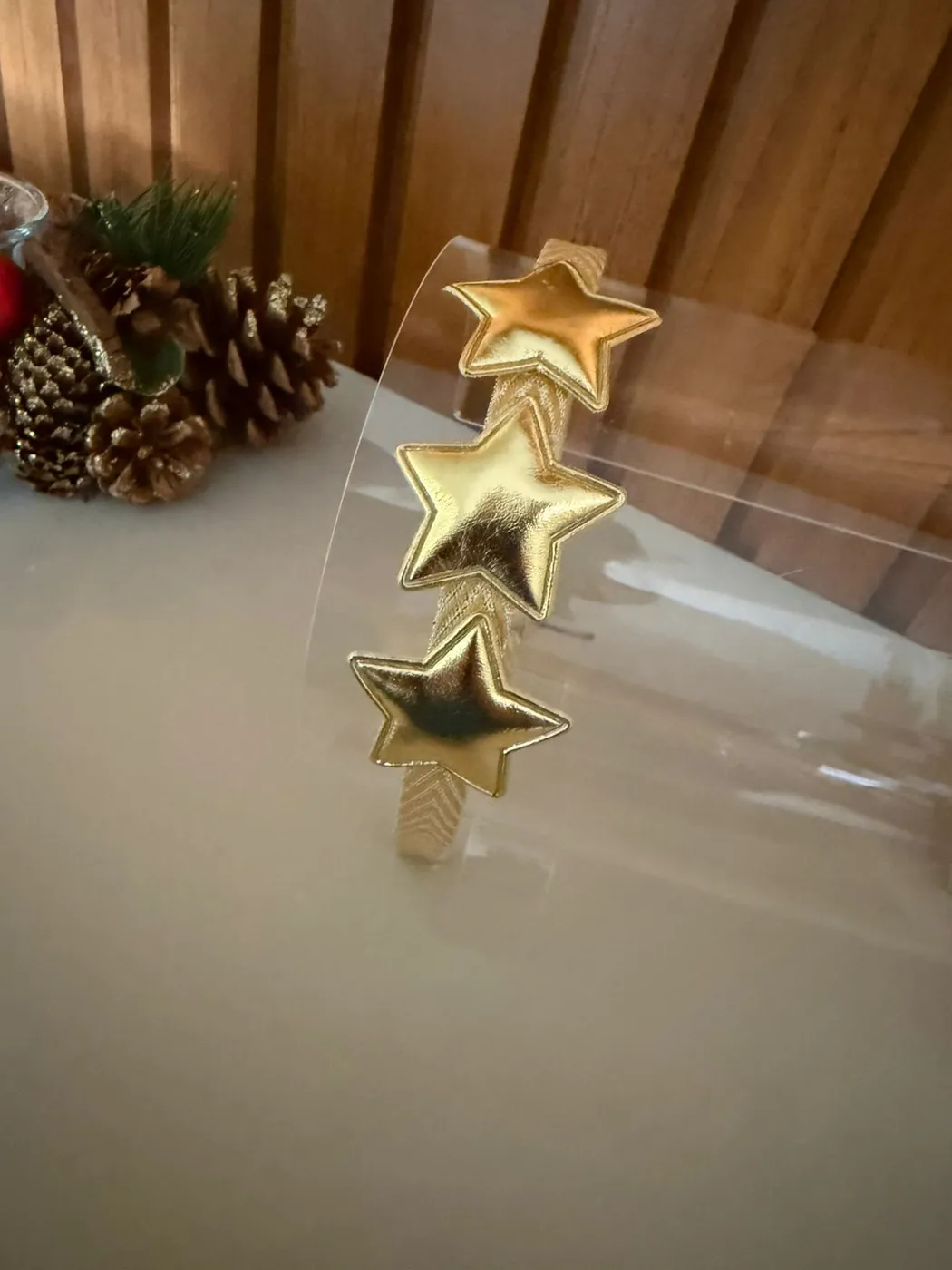 Tiara Estrelas Douradas