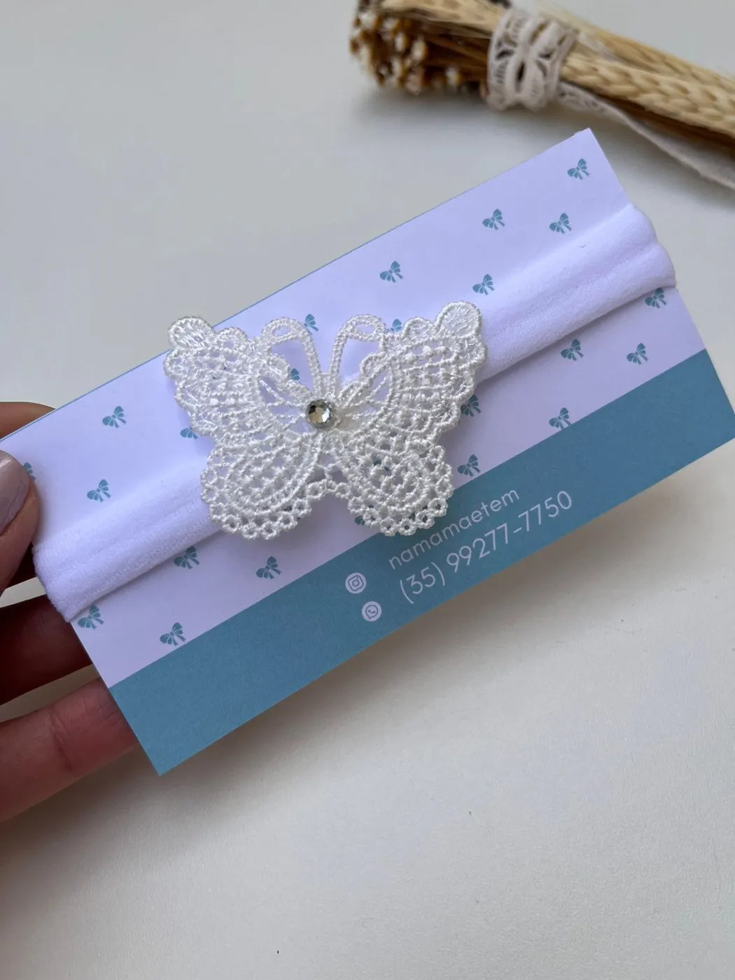 Faixinha de Bebê Borboleta Renda Branca