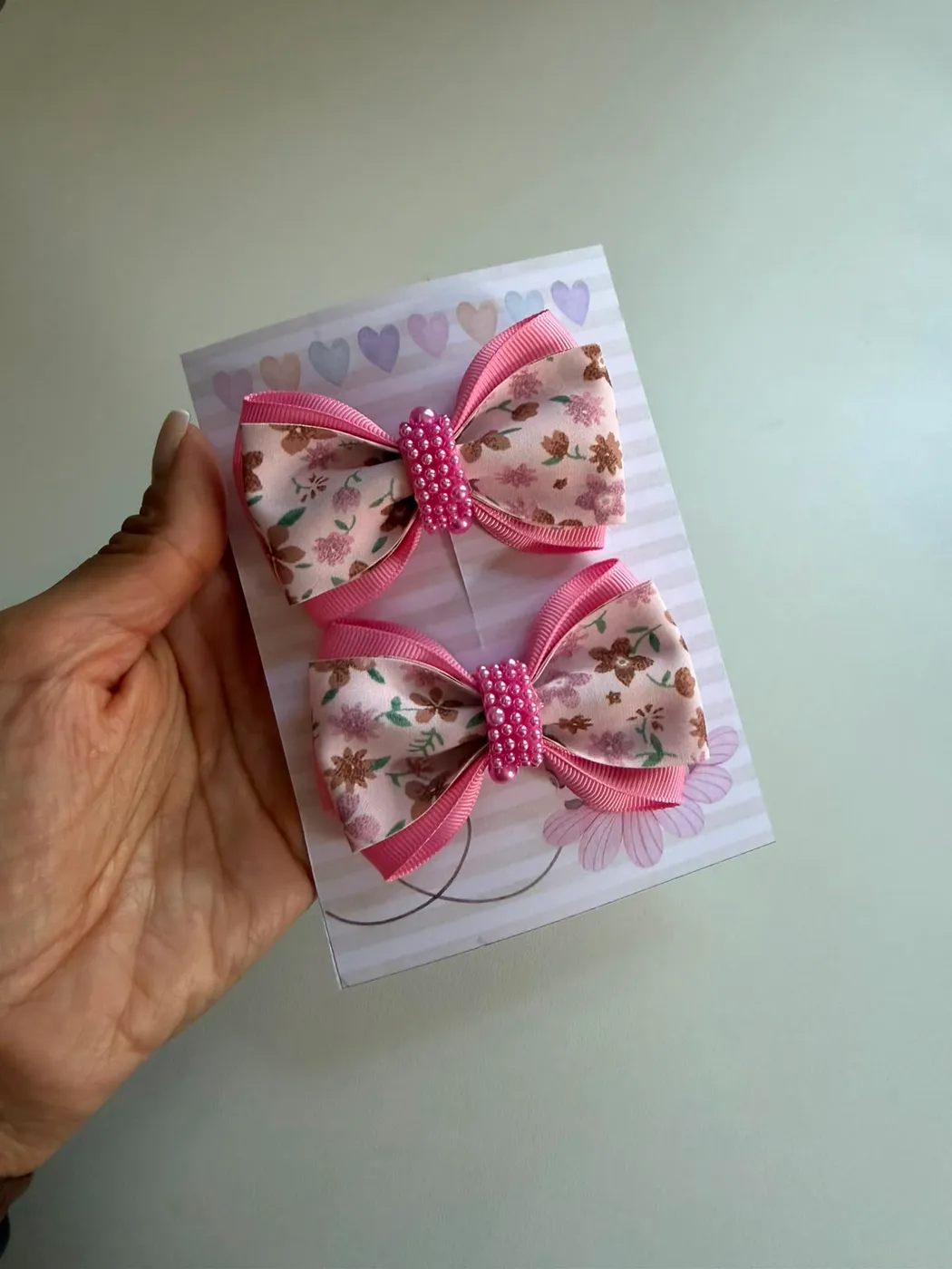 Parzinho Laço Floral Rosa com Pérola