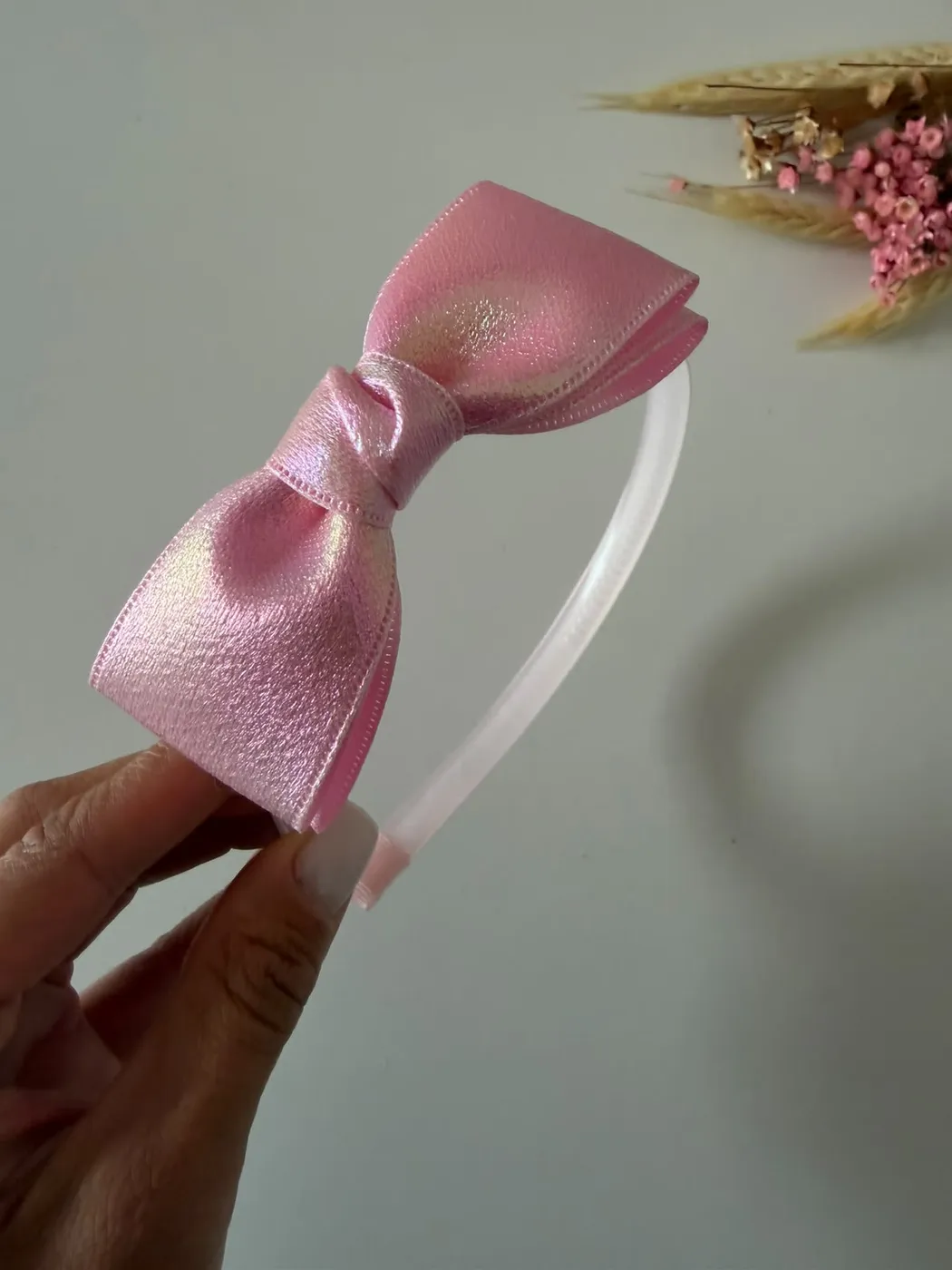 Tiara Laço Rosa Perolado