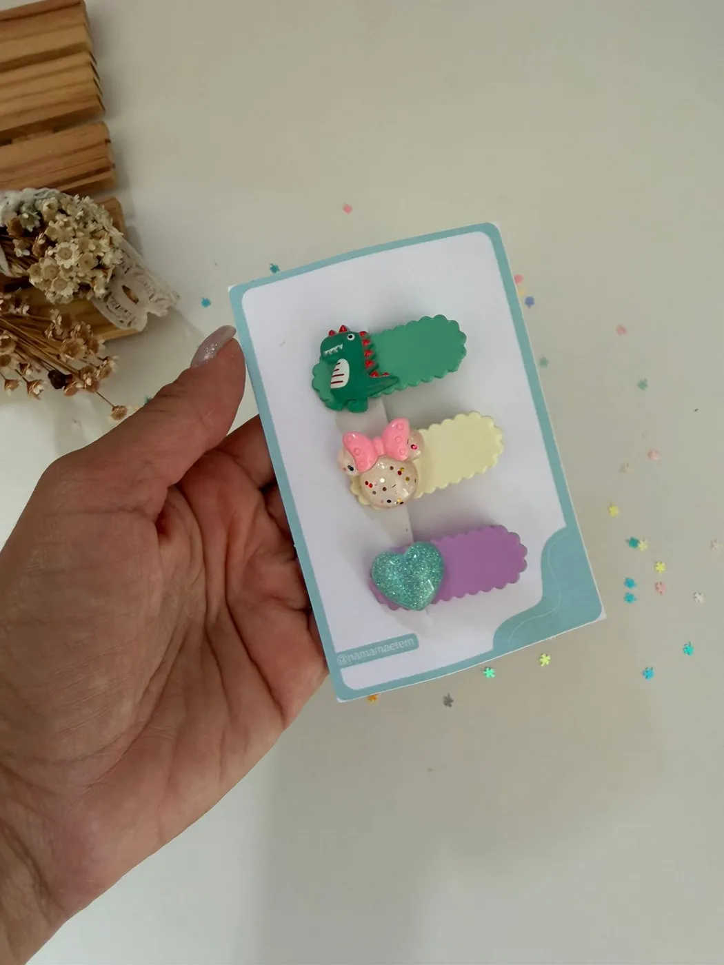 Kit Baby Clips Dinossauro Verde e Flor