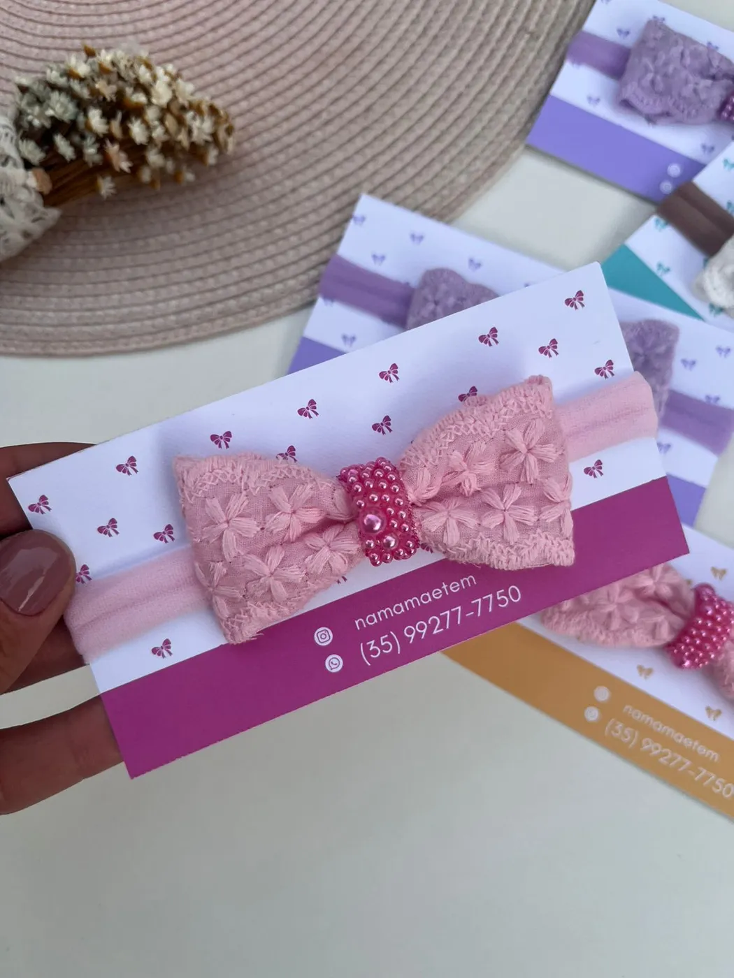 Faixinha de Bebê Laço Renda Rosa com Strass