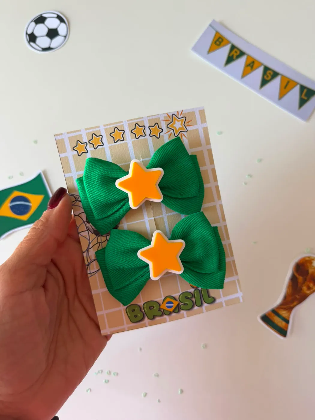 Parzinho Laço Verde com Estrela