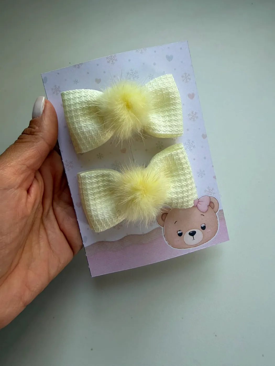 Parzinho Laço Amarelo Bebê com Pompom