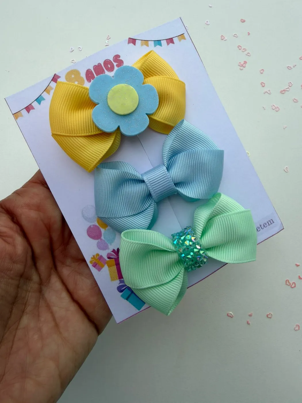 Trio de Laços Amarelo Flor Azul e Verde Menta